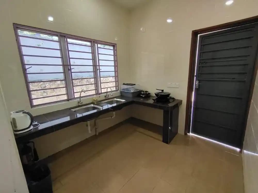 Mutiara Height Homestay - photo 10