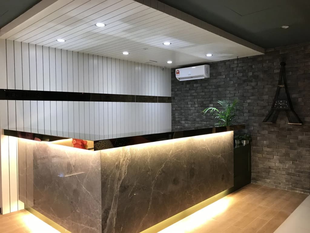 Hotel 99 - Kota Kemuning - photo 2