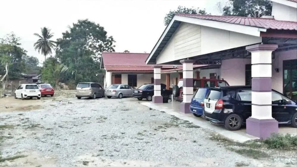 Merkang Guesthouse Pasir Puteh by OYO - photo 11