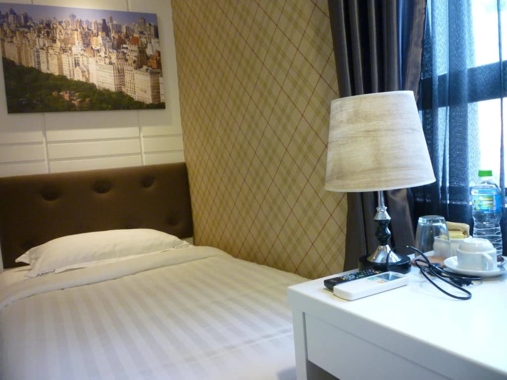 Manhattan Business Hotel Damansara Perdana - photo 3