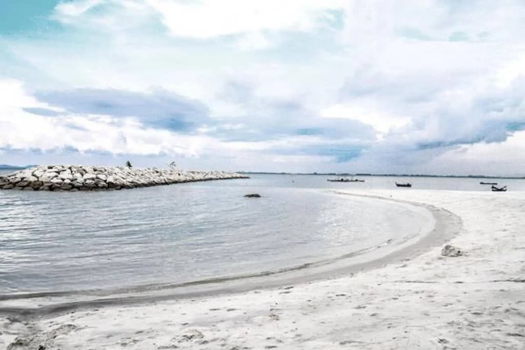 8 Boutique By The Sea - photo 16