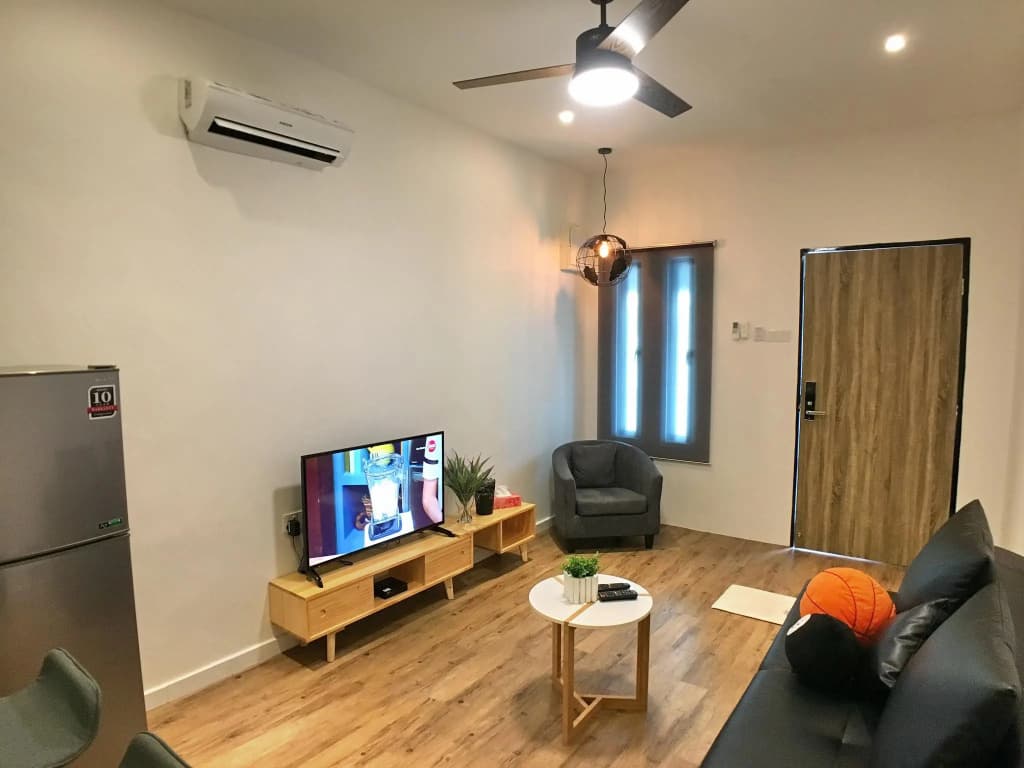 2 Bedrooms Gurney Suites (iBook 4) (6-8 pax) - main photo