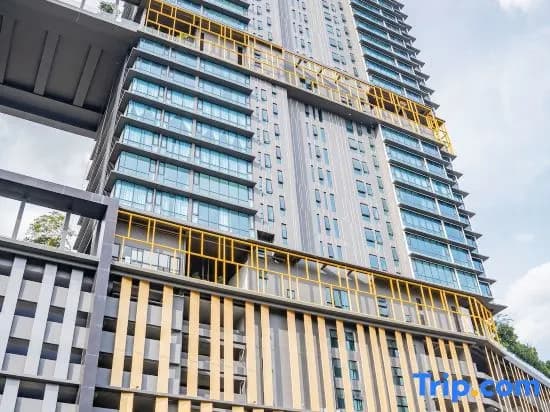 EUcation Home - Opus Residence - photo 1