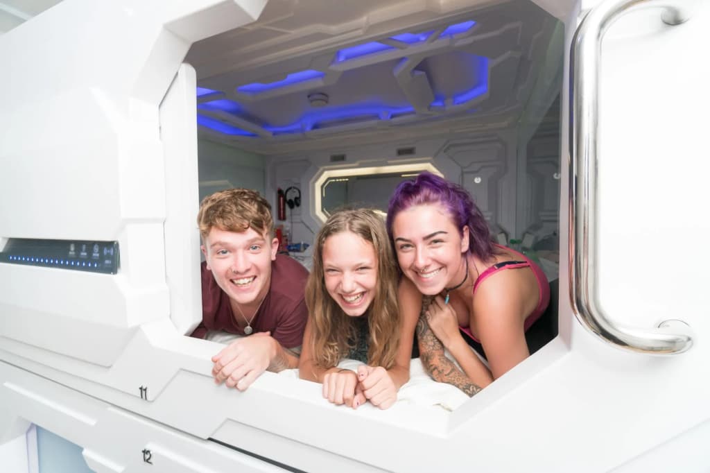 Seaview Capsule Hotel - photo 16