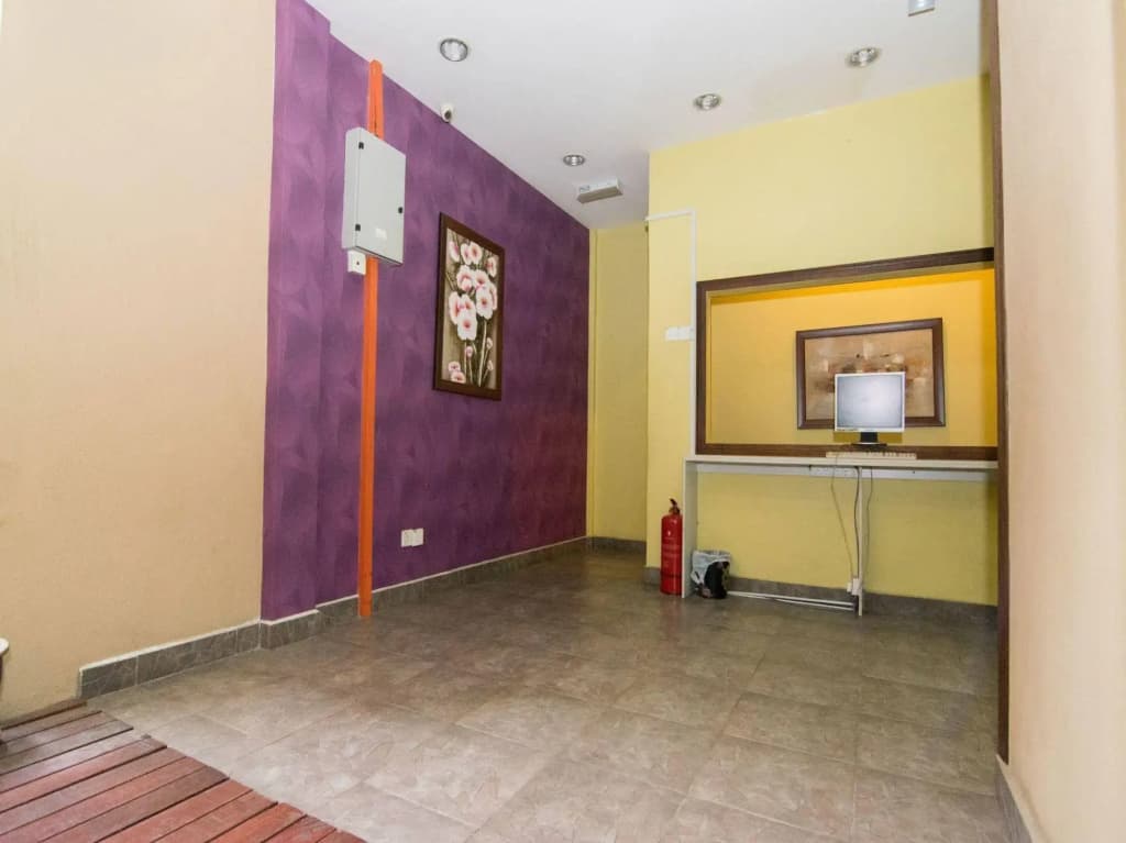 OYO 109 V'la Park Hotel - photo 12