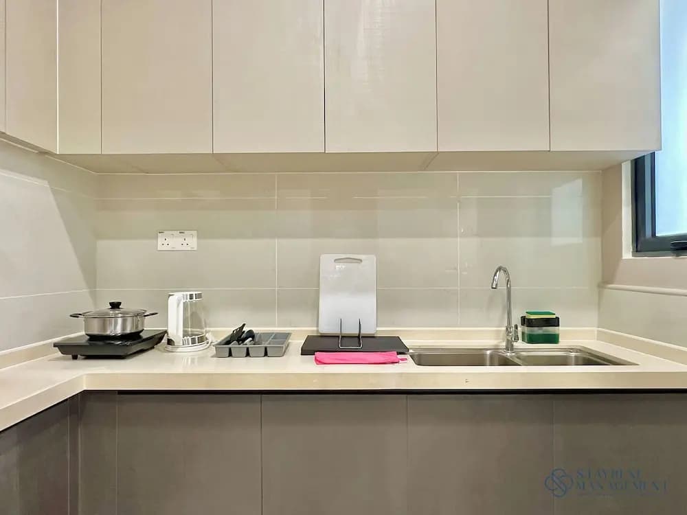 Country Garden Danga Bay Sea View Homestay by Stayrene - photo 39