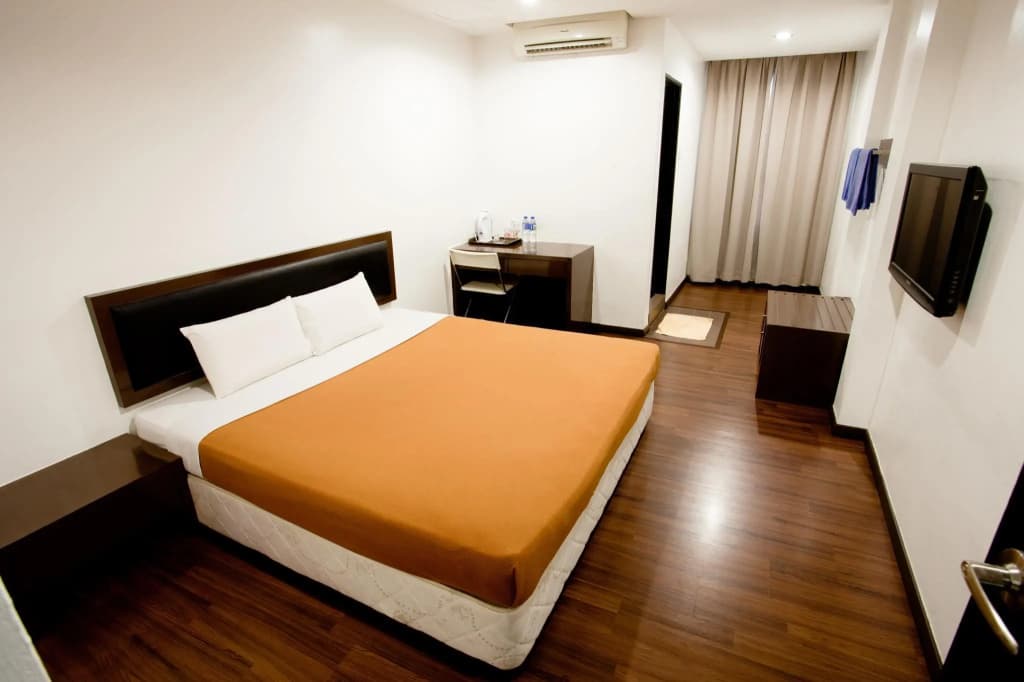 West Inn Motel - photo 5