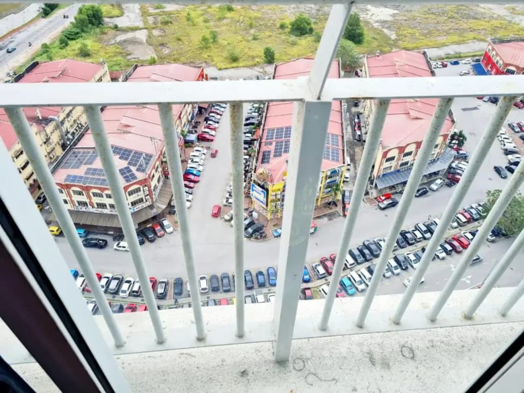Homi Homestay Menara U2 - photo 18