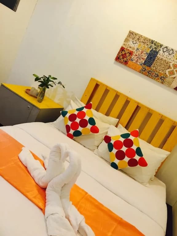 Fifty Six Guest House - Hostel - photo 8