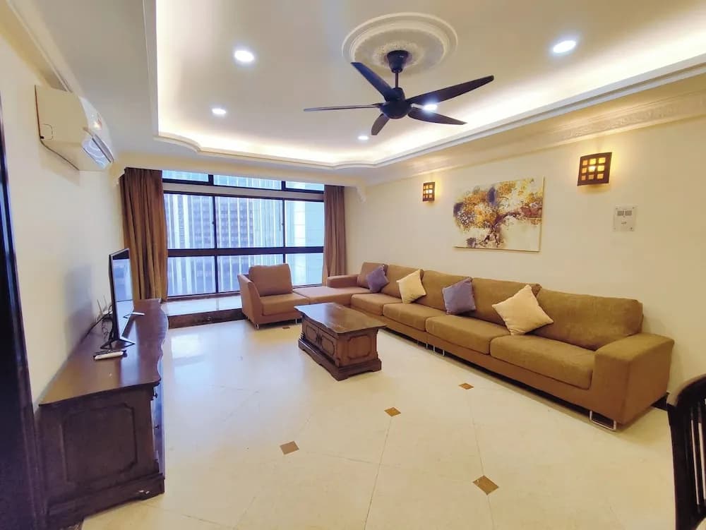 Pavilion Fahrenheit 88 - AJ home - photo 15