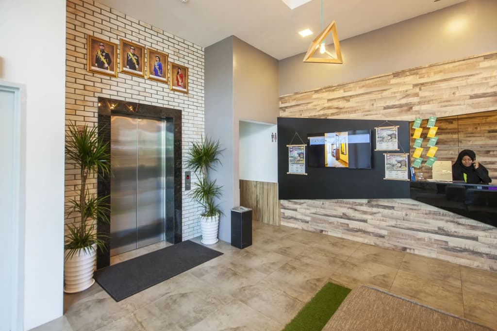 Bzz Hotel - photo 19