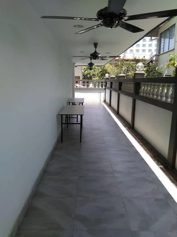 Ben & Roz Inn - photo 13