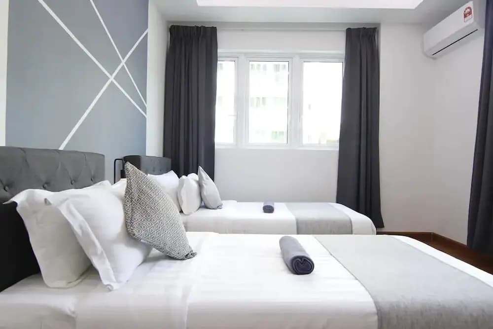 YO.OM Families Luxury Condo Gateway 6 Pax - photo 15