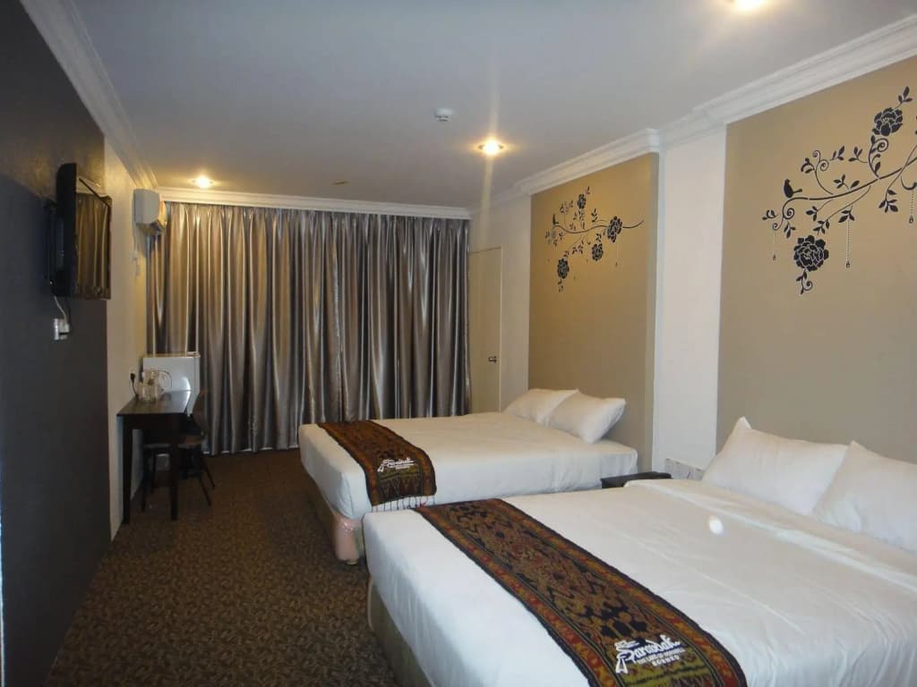 Regent Hotel - photo 4