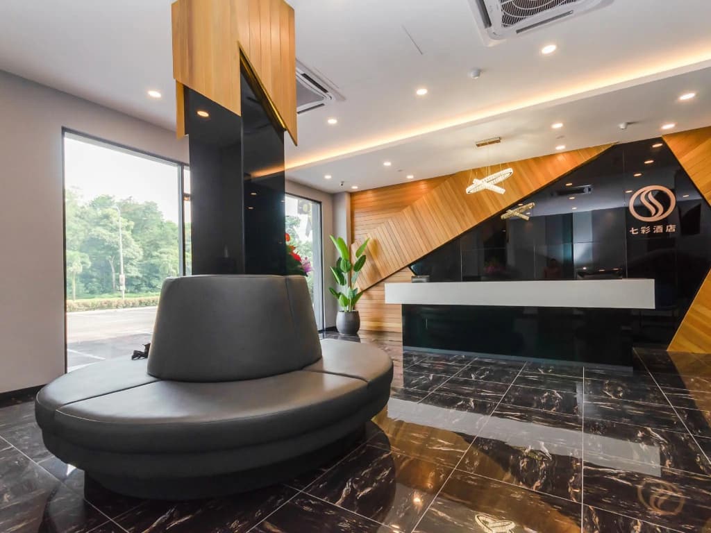 Solid Hotels - photo 2