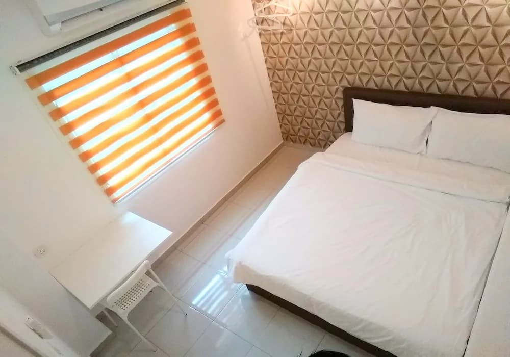 H & H Guesthouse 2 - photo 4