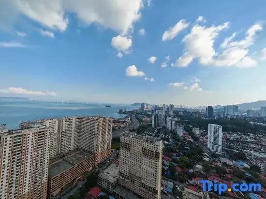 Urban Suites @ Jelutong by TBS - photo 2