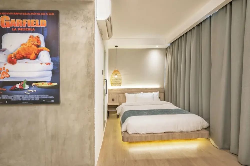 Theatre Hotel - photo 15