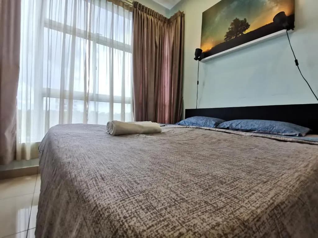 BUKIT INDAH 6pax WIFI NETFLIX 3 BEDROOM - photo 5