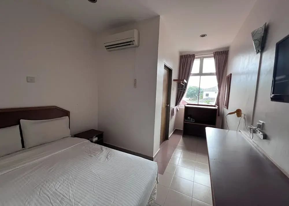 SL Guesthouse Kuantan, Pahang - photo 16