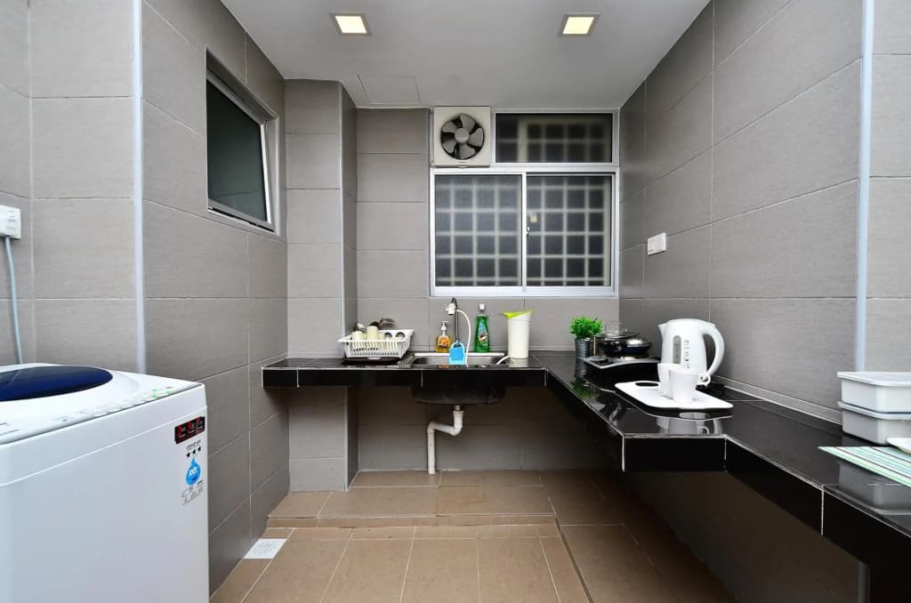 Menjalara Share House 中文房东-Room Only - photo 11