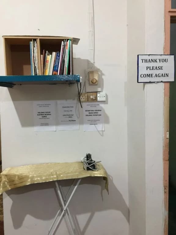 Pesona Backpackers Inn - photo 16