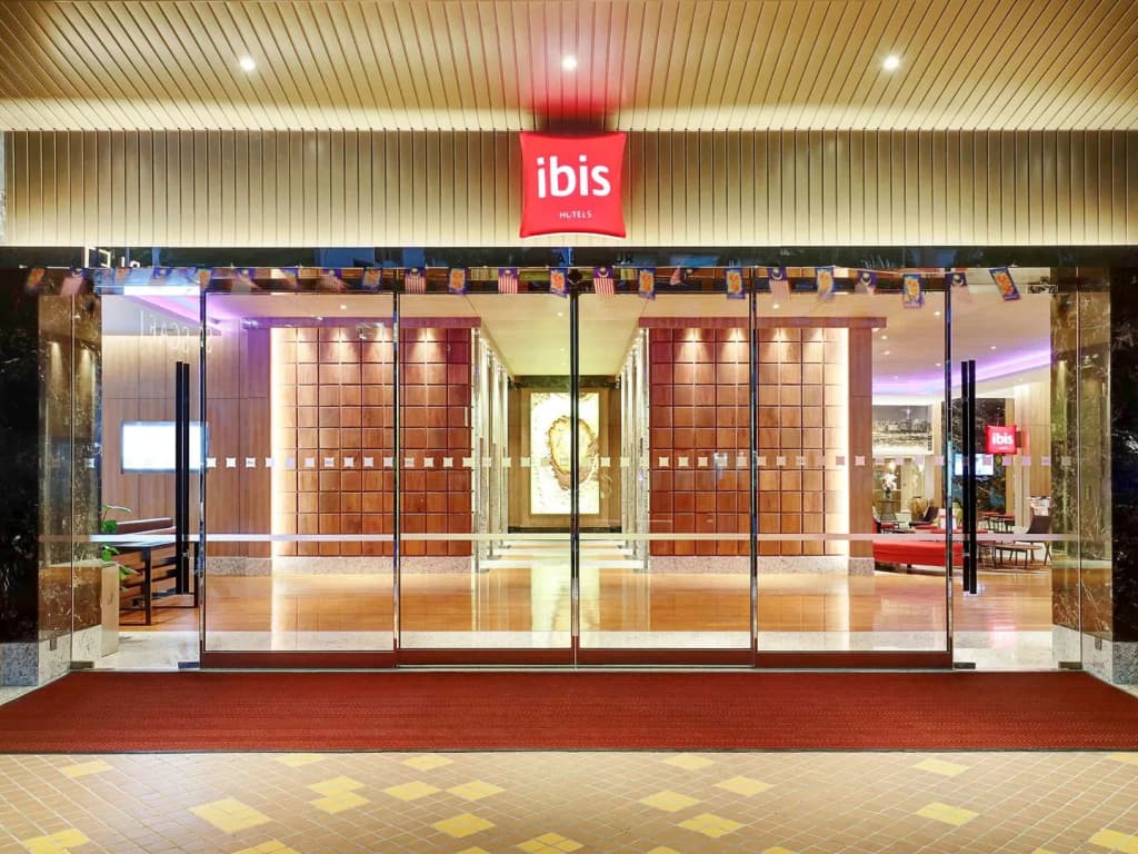 Ibis Kuala Lumpur City Centre Hotel - photo 1