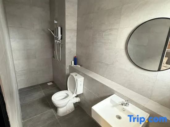 Doncaster Residence by HopeHome - photo 2