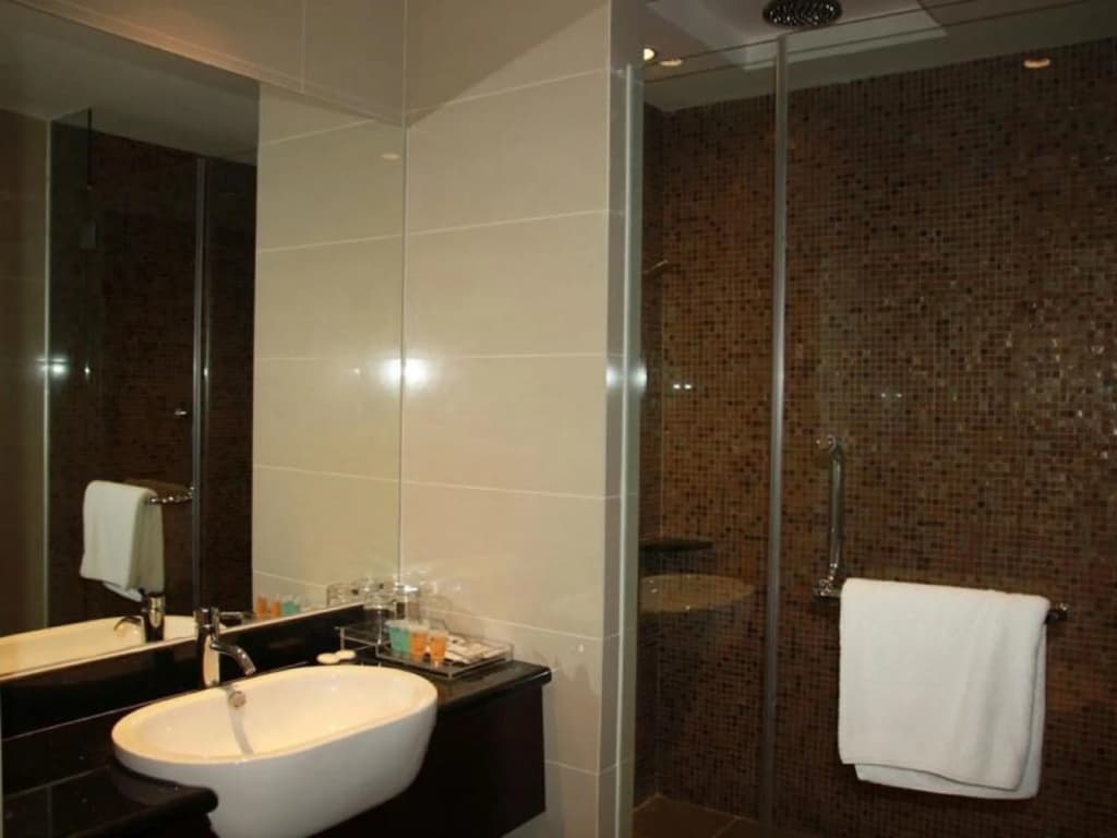 Hotel Sixty3 - photo 9