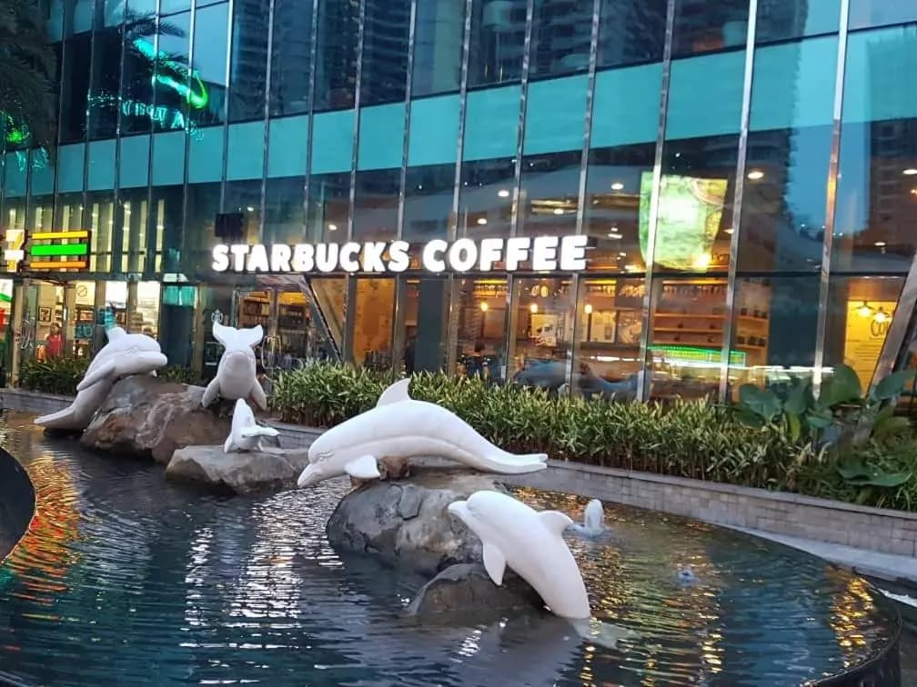 Country garden danga bay ,bay point - photo 2