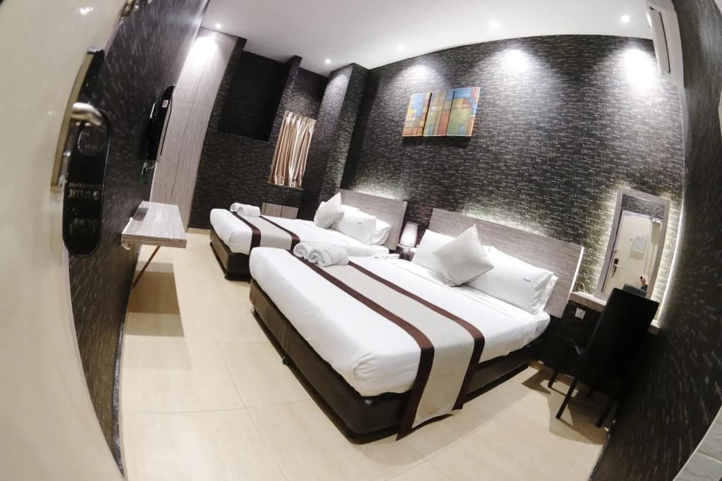 HereHotel - photo 18