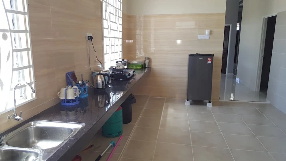 JF Wadi Sofea Homestay - photo 13
