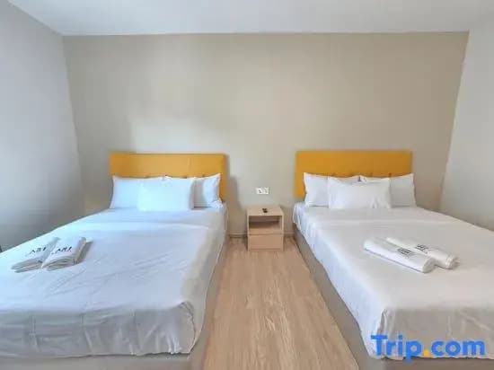 Miilehill Hotel By Maco at JB Town Center - photo 7