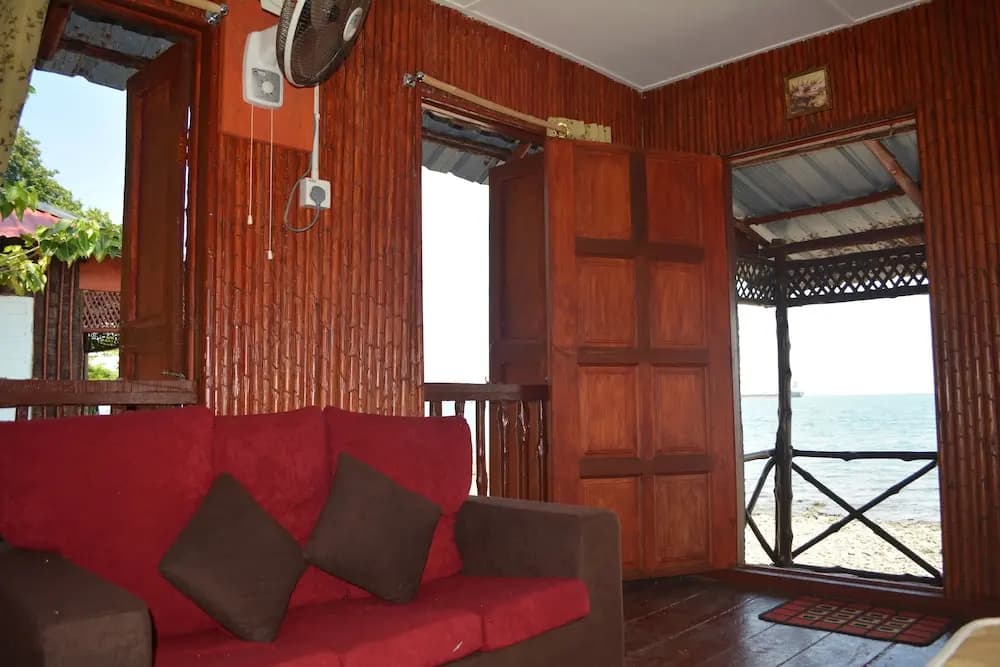 The Jemuruk Island Resort - photo 3