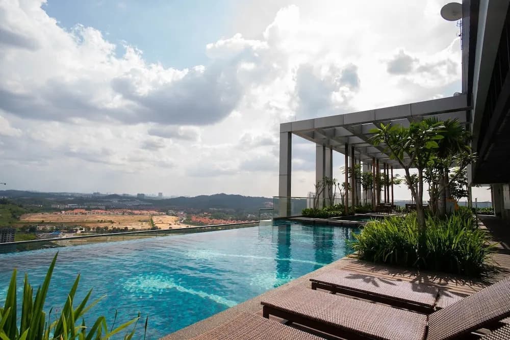 Aurora Pavilion Bukit Jalil by Ody Suites - photo 12