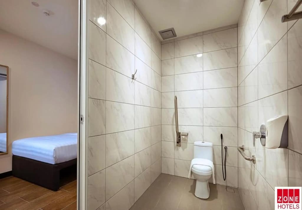 ZONE Hotels - photo 9