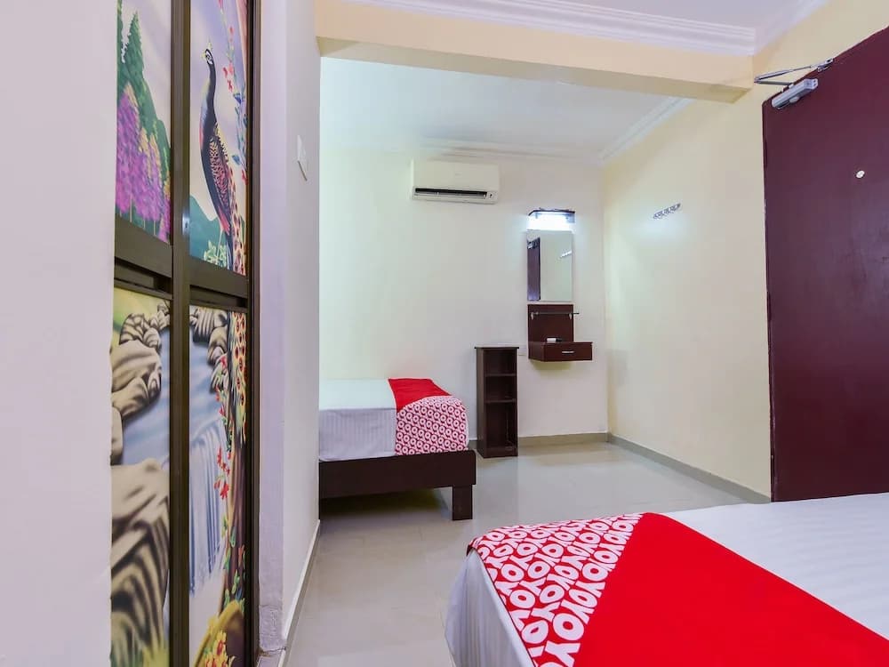 OYO 90562 J Hotel PJ - photo 5