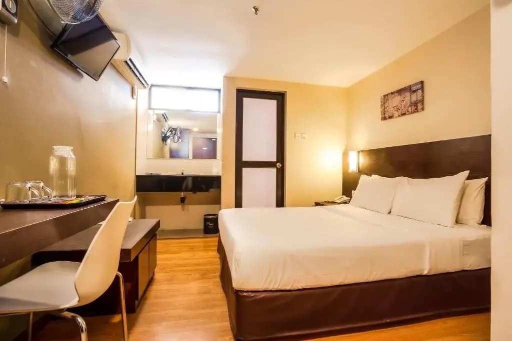 Pp Hotel By Moxy - photo 2