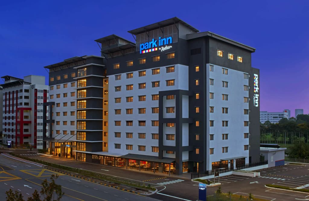 Park Inn by Radisson Putrajaya - photo 1