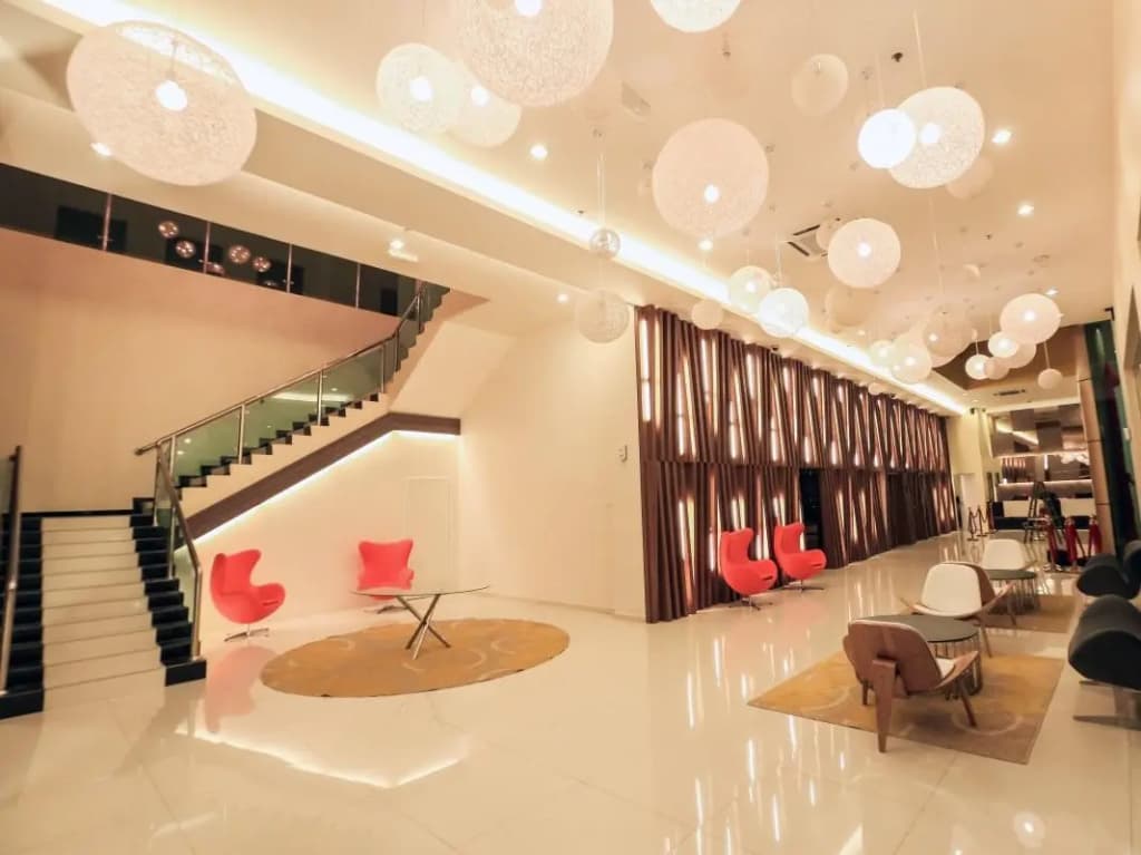 Supreme Hotel - photo 12