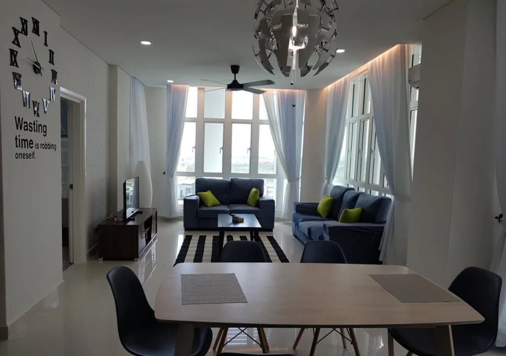 Holi 1Medini Suites - photo 17