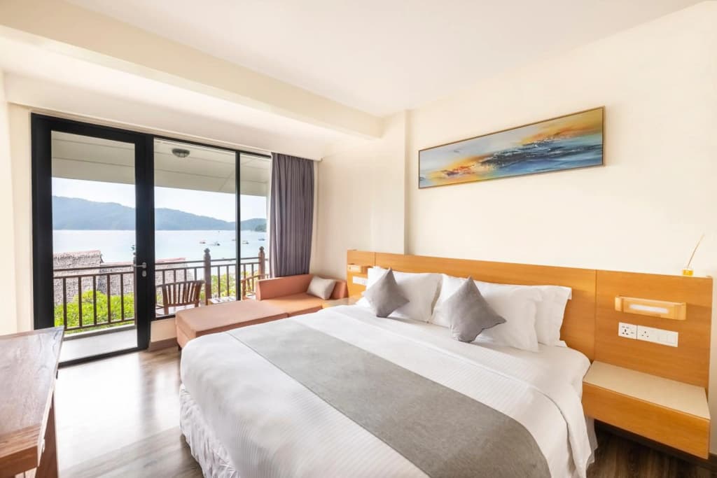 BuBu Long Beach Resort - photo 3