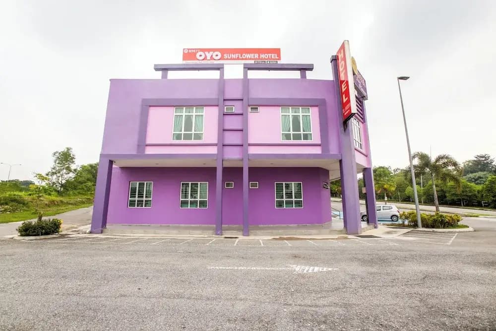 Hotel O Seremban Near UiTM MARA Formerly Sunflower Hotel - photo 1