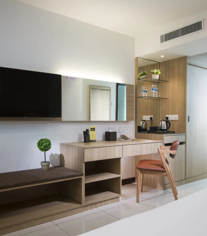 One Pacific Hotel & Serviced Apartments - photo 17