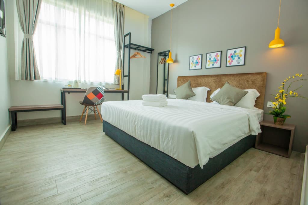 Bzz Hotel - photo 5