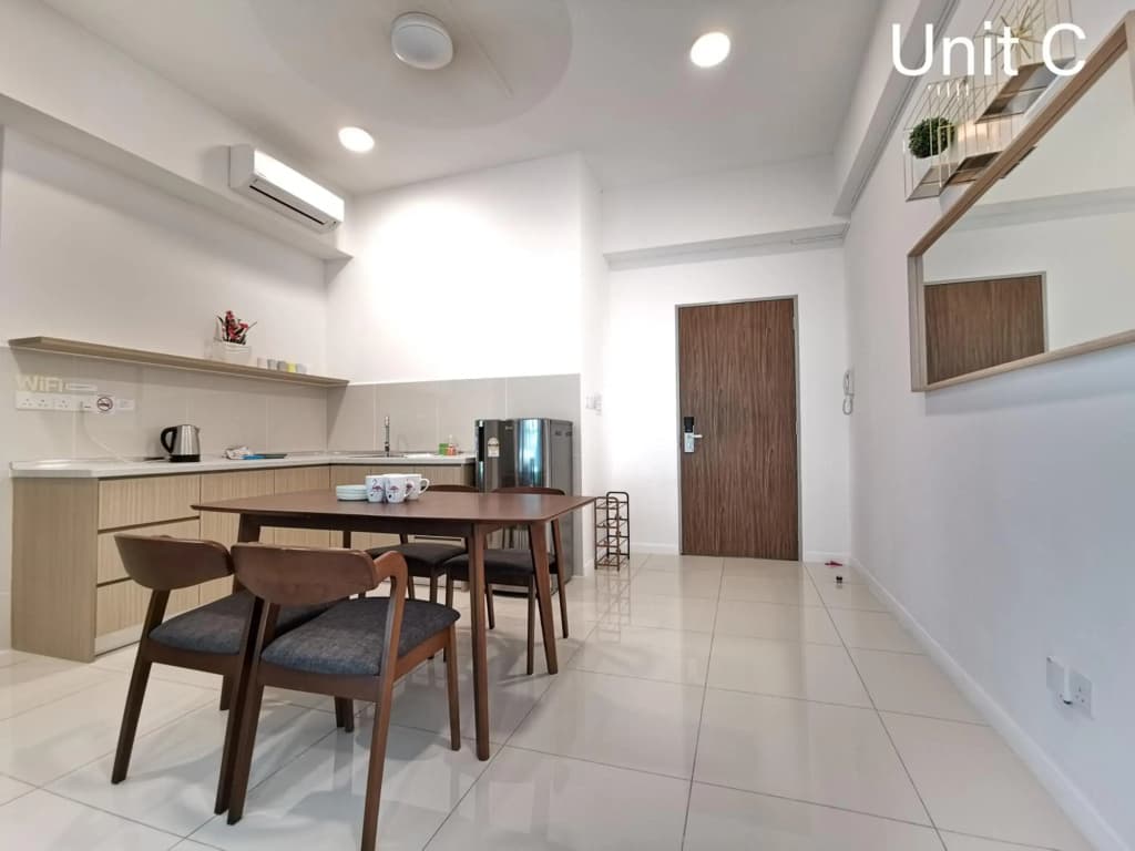 JC Suites @ Sutera Avenue - photo 3