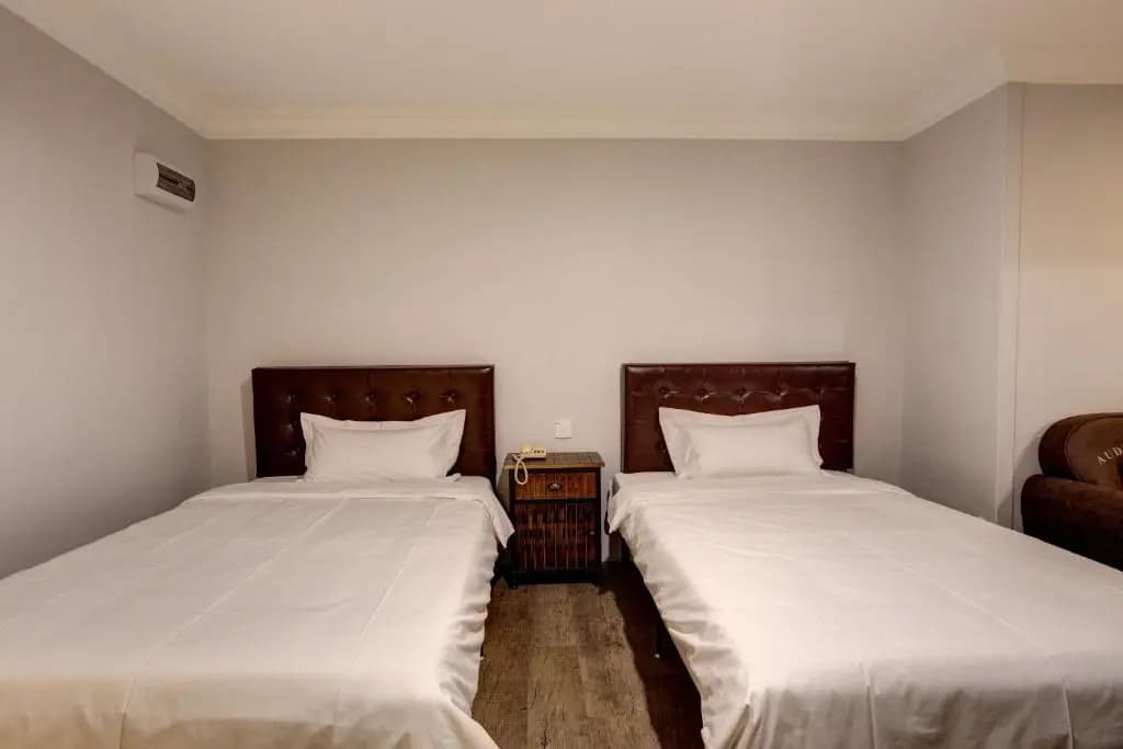 Hotel Kristal - photo 2