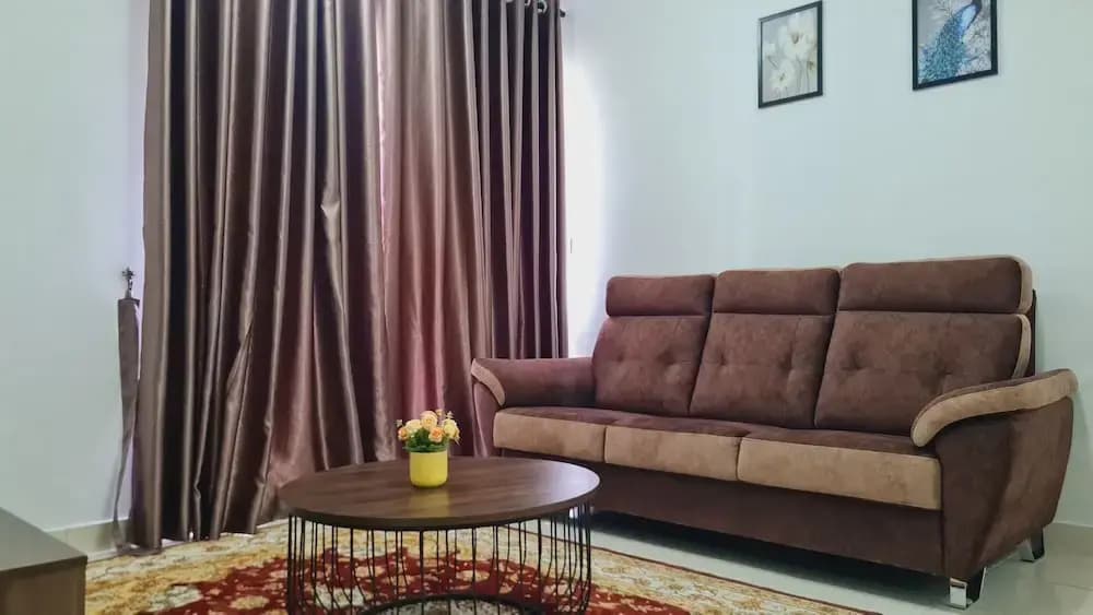 Anjung Apartment 3BR 1 - photo 2