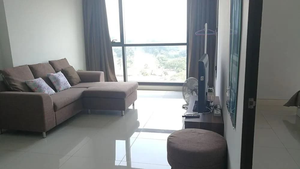 GT Home Tropicana Garden - photo 3