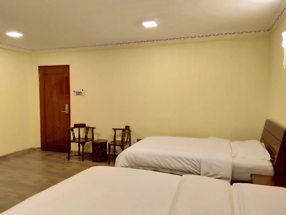 Uncle Ho Motel - photo 3